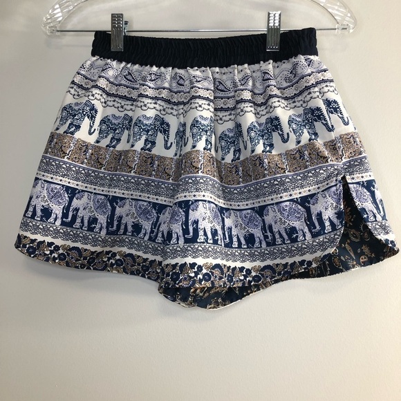 Short - Picture 2 of 8